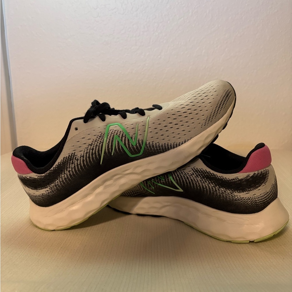 Women’s 9.5 New Balance‎ Black and Gray Sneakers with Pink and Green Accents - Picture 3 of 4
